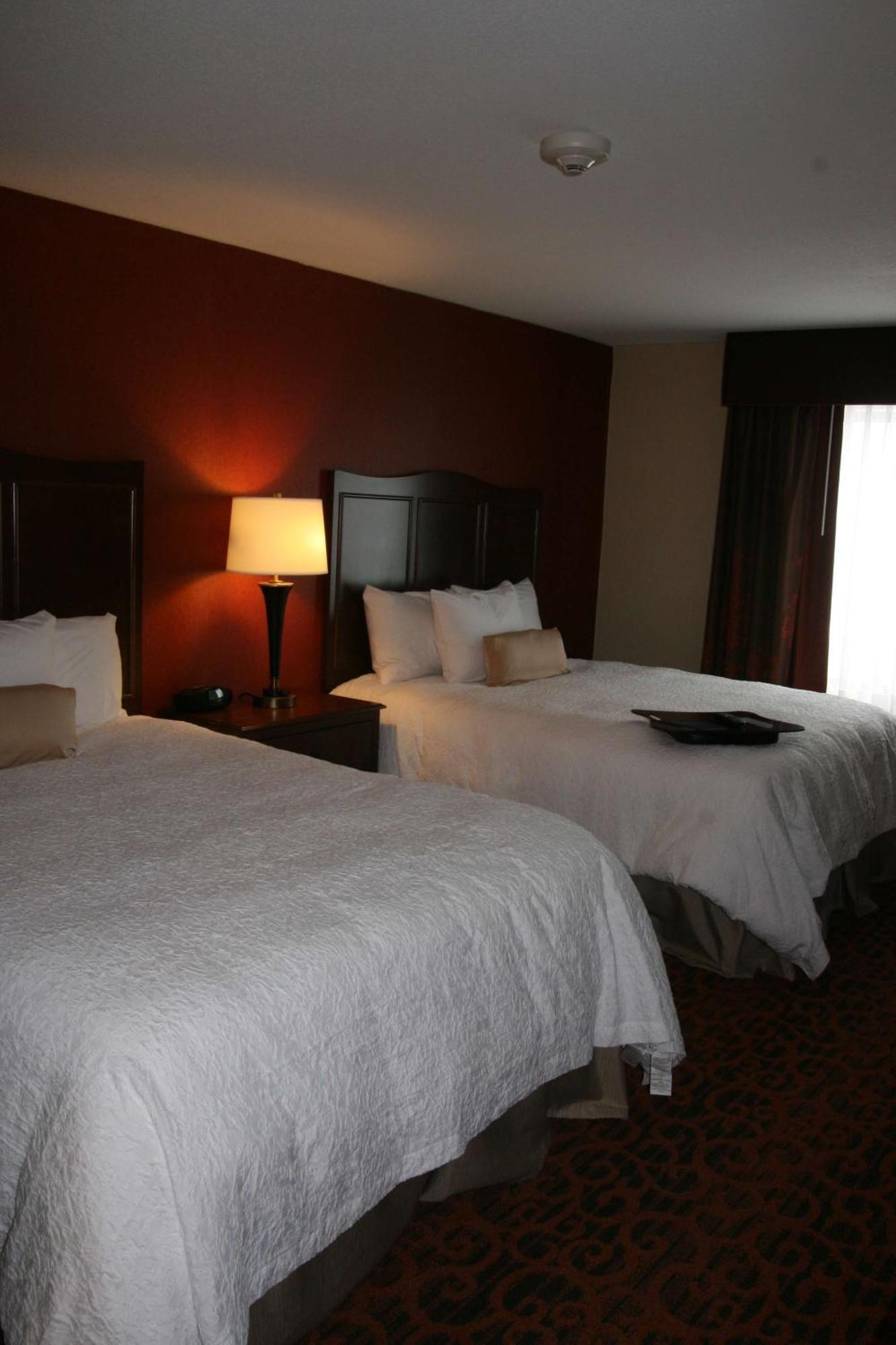 Hampton Inn And Suites Peru Exterior photo